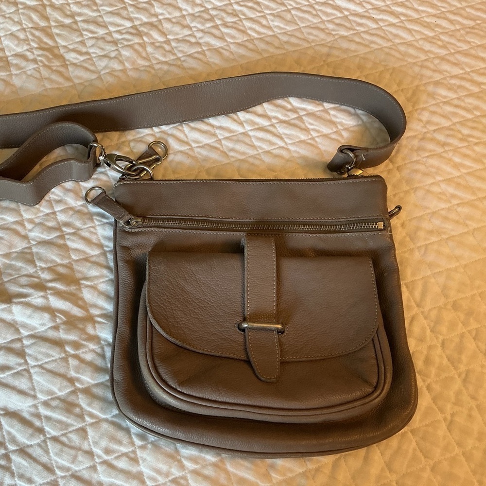 Roots grey leather crossbody bag